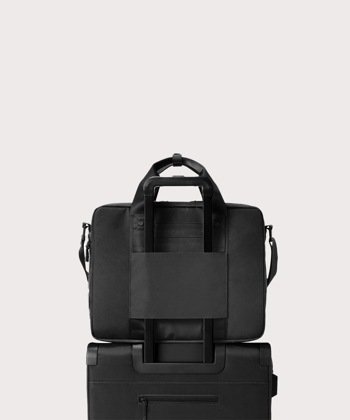 Berlin Travel Brief in Onyx